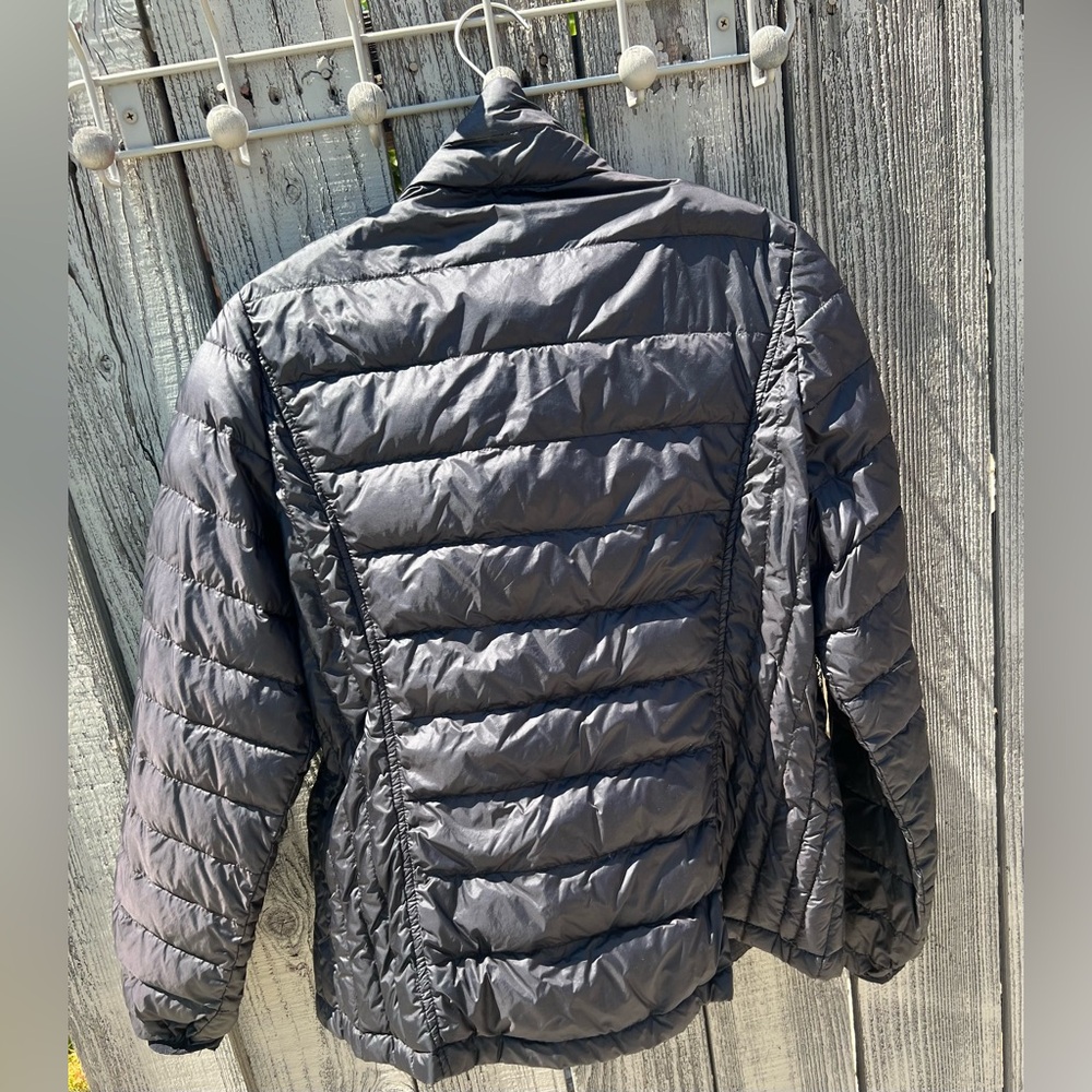 Down Puffer Black Quilted Jacket. - image 2